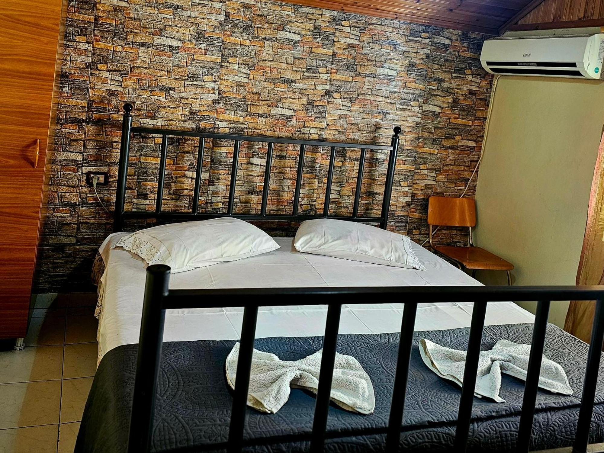 Dafina Hotel 地拉那 外观 照片