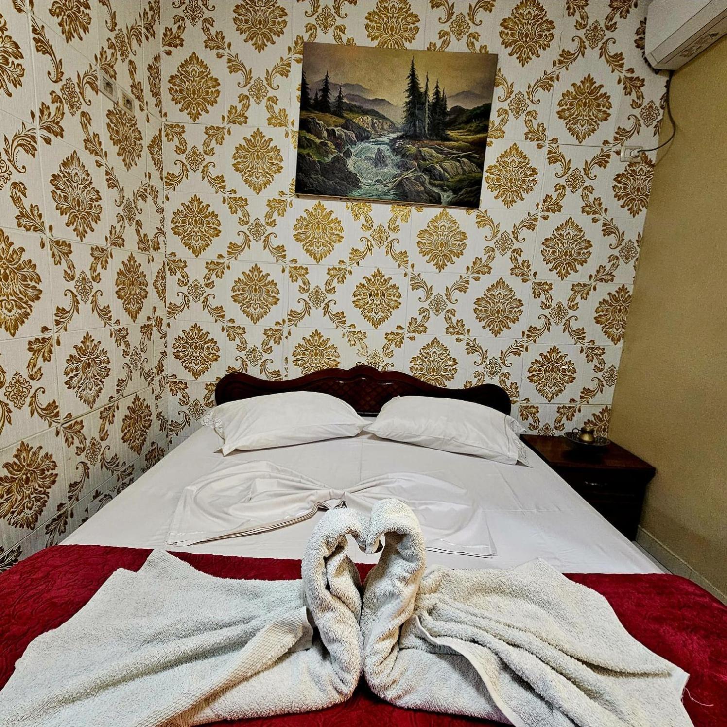 Dafina Hotel 地拉那 外观 照片