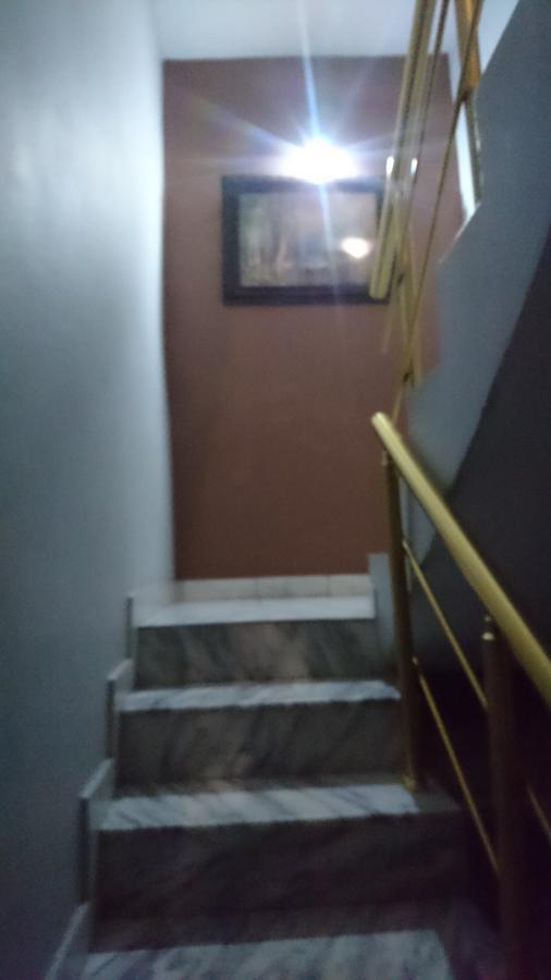 Dafina Hotel 地拉那 外观 照片