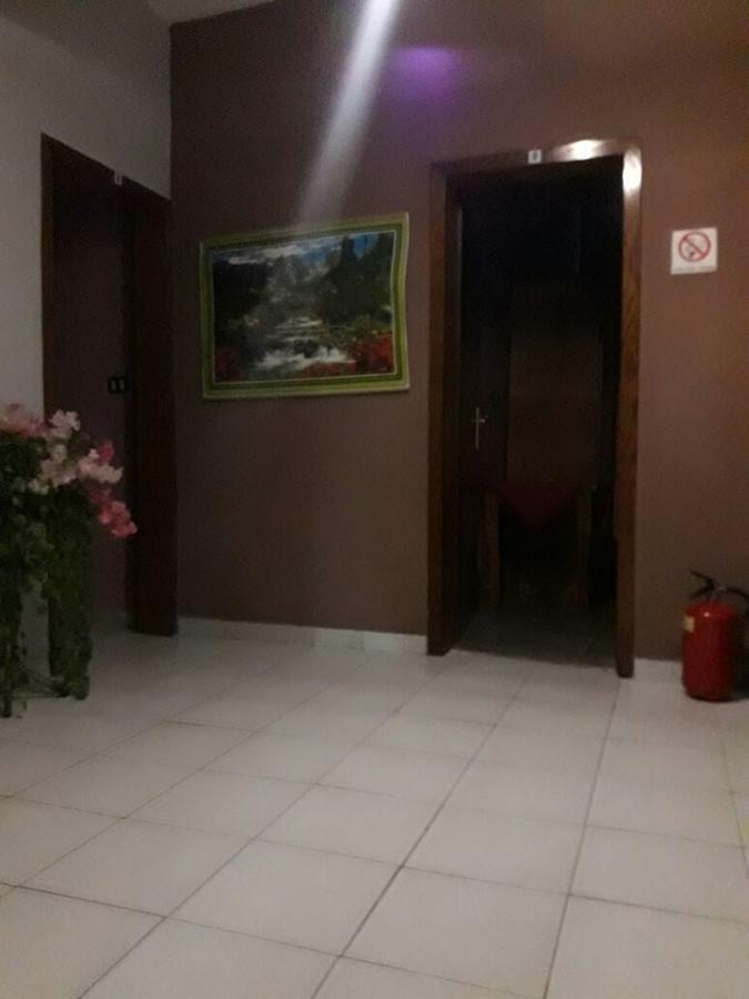 Dafina Hotel 地拉那 外观 照片