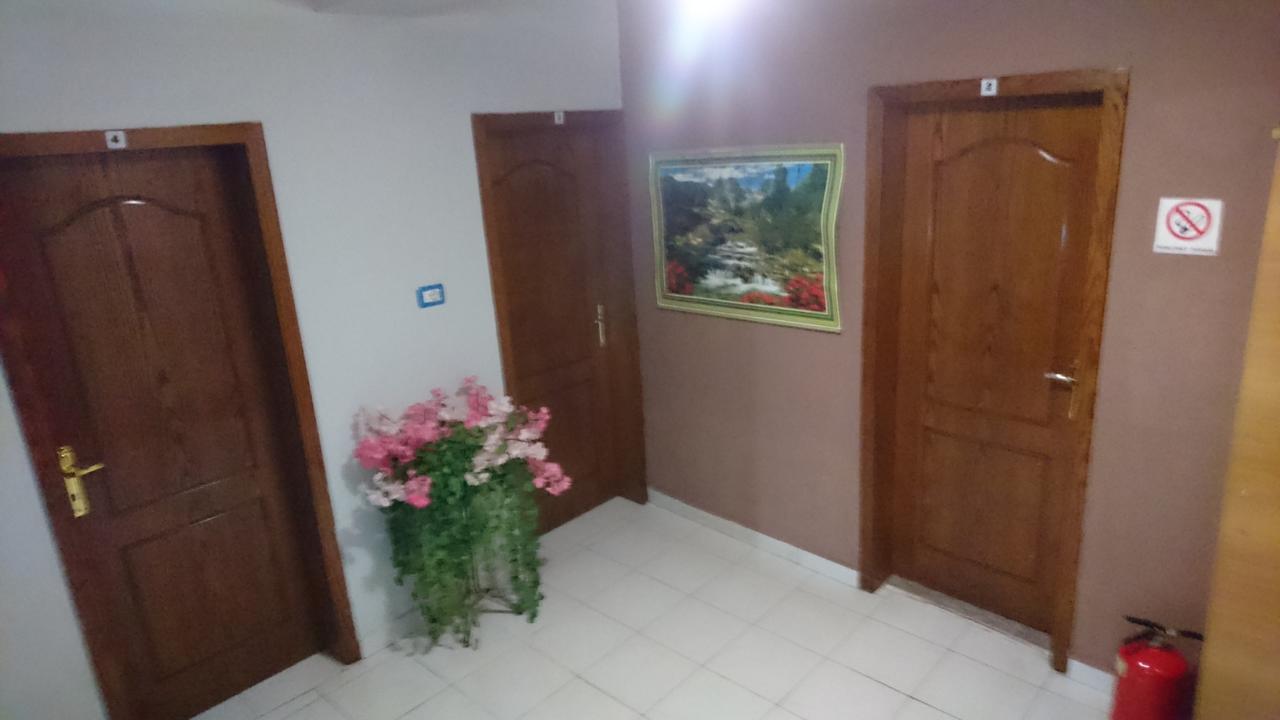 Dafina Hotel 地拉那 外观 照片