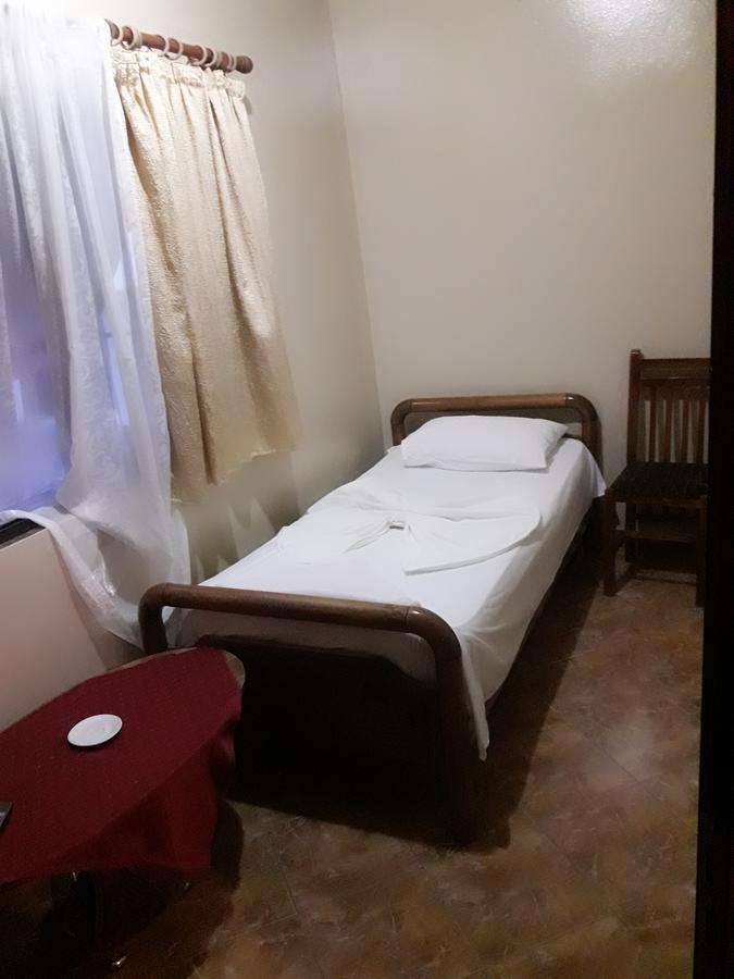 Dafina Hotel 地拉那 外观 照片